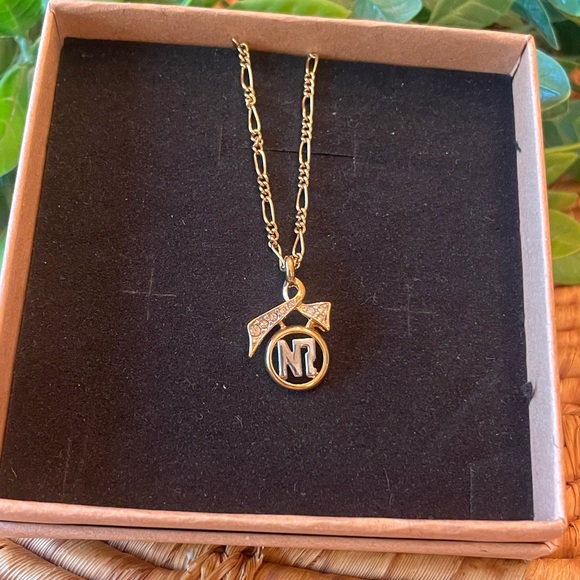 Nina Ricci Two Toned Bow Style Gold Plated & Stone Detailed Necklace - Picture 4 of 11